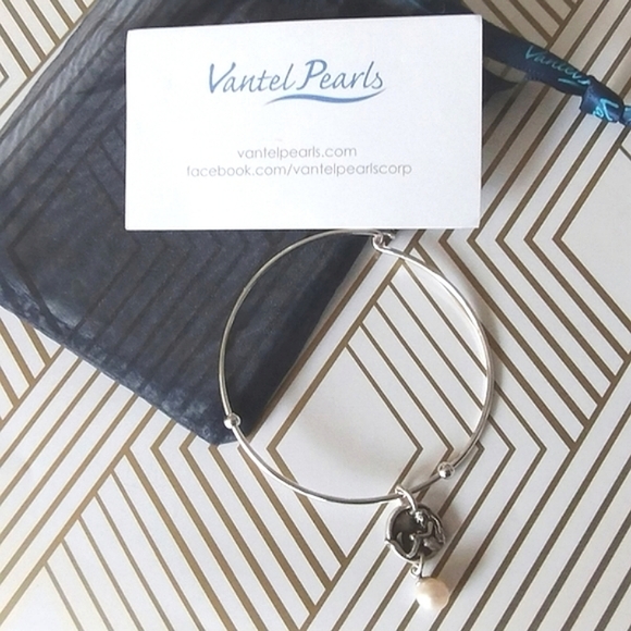 Mermaid Charm Bracelet by Vantel Pearls - Picture 11 of 12